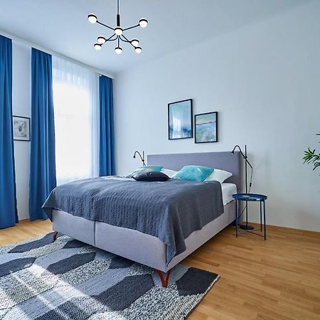 Trendy Apartment Zentral Gelegen Wina Bagian luar foto