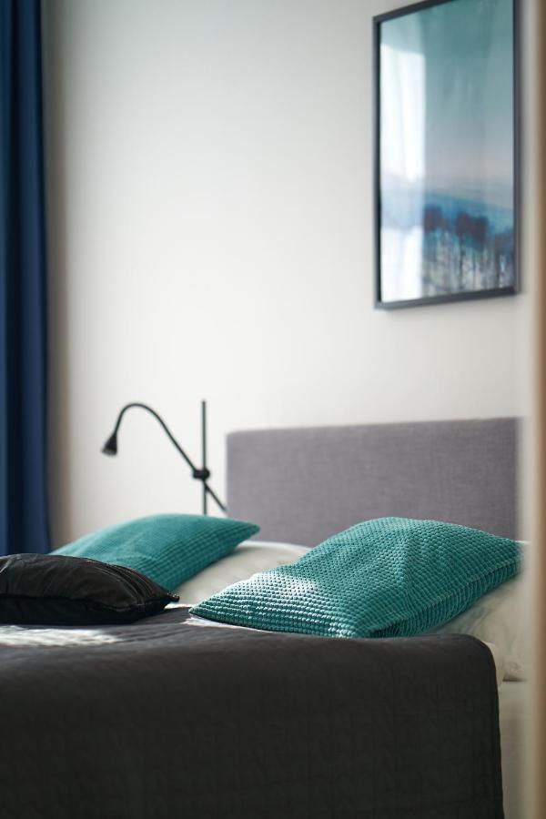 Trendy Apartment Zentral Gelegen Wina Bagian luar foto