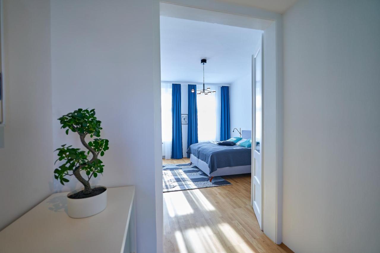 Trendy Apartment Zentral Gelegen Wina Bagian luar foto