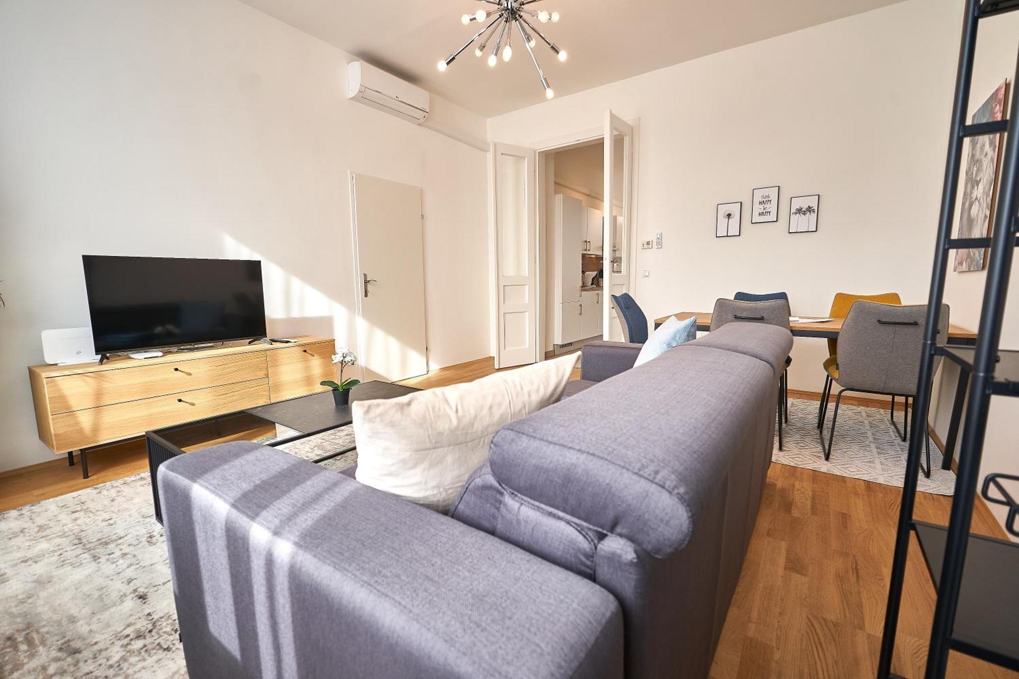 Trendy Apartment Zentral Gelegen Wina Bagian luar foto
