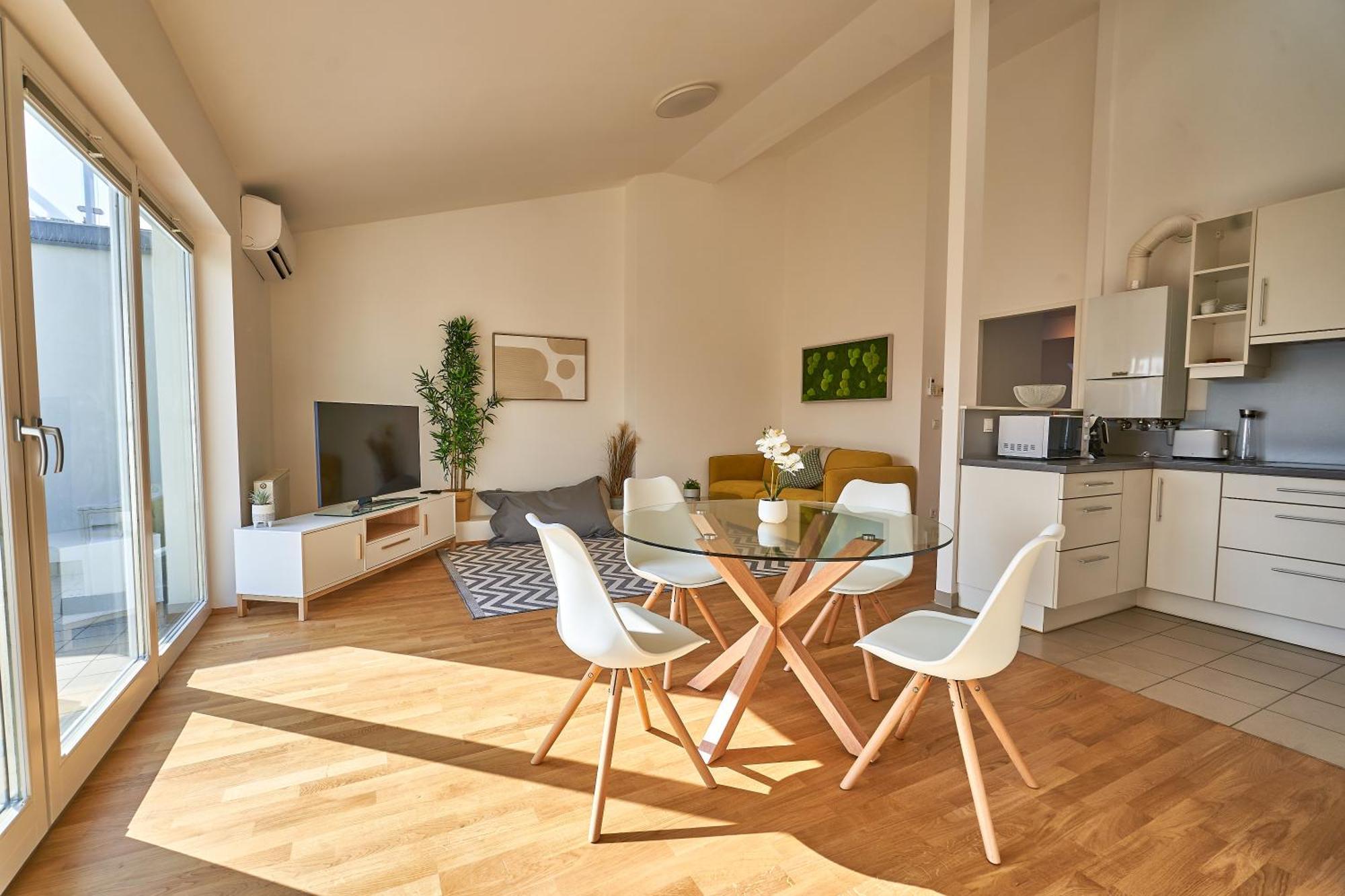 Trendy Apartment Zentral Gelegen Wina Bagian luar foto